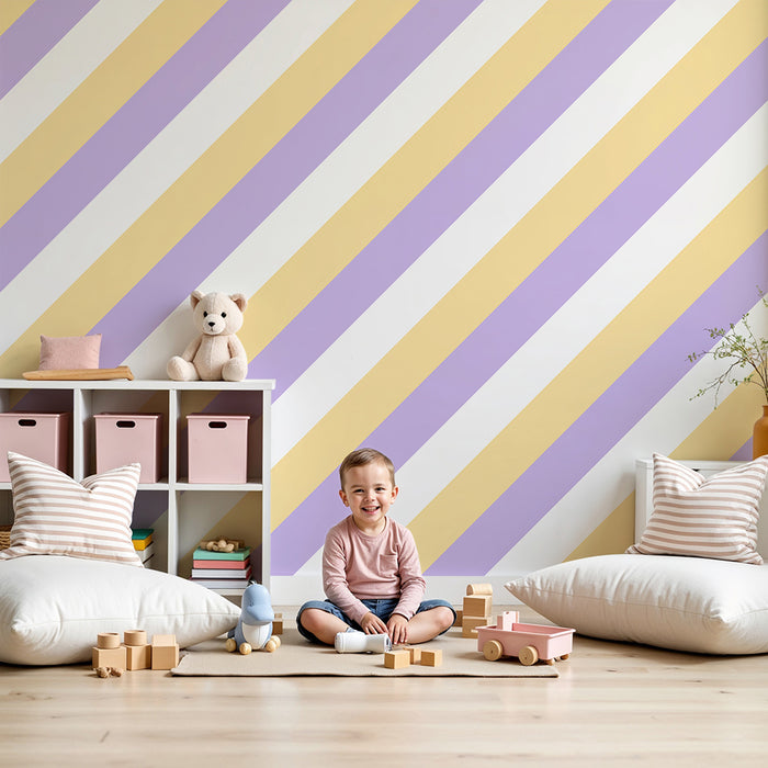 Papier peint chambre bébé | Rayures pastel en jaune et violet pour une ambiance douce