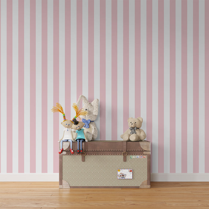 Papier peint chambre bébé | Rayures roses délicates sur fond blanc