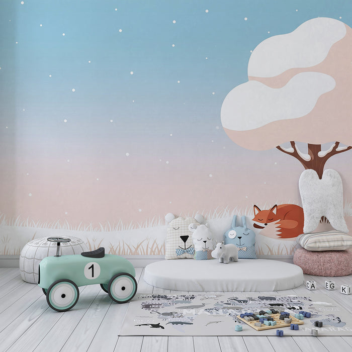 Papier peint chambre bébé | Renard endormi sous un arbre enneigé