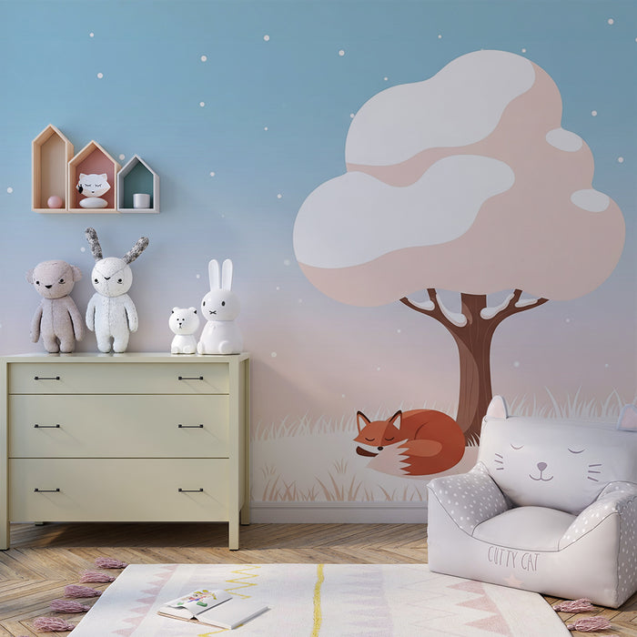 Papier peint chambre bébé | Renard endormi sous un arbre enneigé