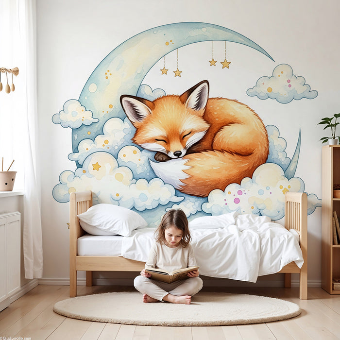 Papel de parede para quarto de bebé | Raposa a dormir num quarto de lua com nuvens suaves