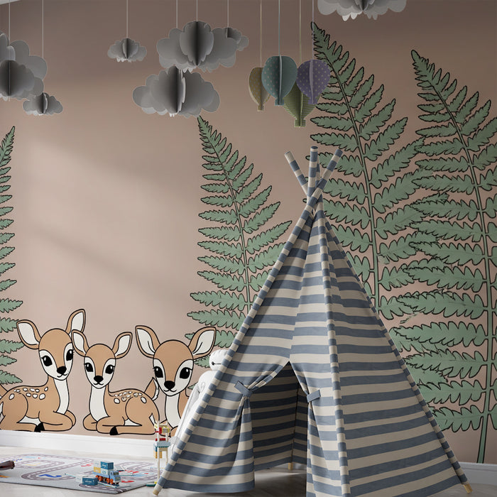 **Tapete fürs Babyzimmer | Drei niedliche Rehkitze umgeben von grünen Farnen**