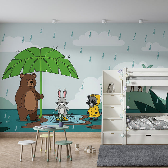 Papier peint chambre enfant | Animaux de la forêt sous la pluie avec une grande feuille
