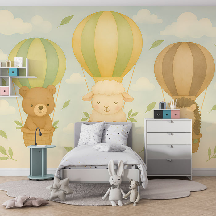 Papel pintado infantil | Animales en globo aerostático en un cielo suave
