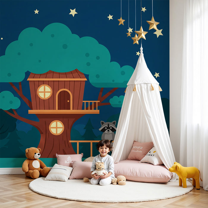 Kinderzimmer Tapete | Baumhaus mit Waschbär unter sternenklarem Himmel
