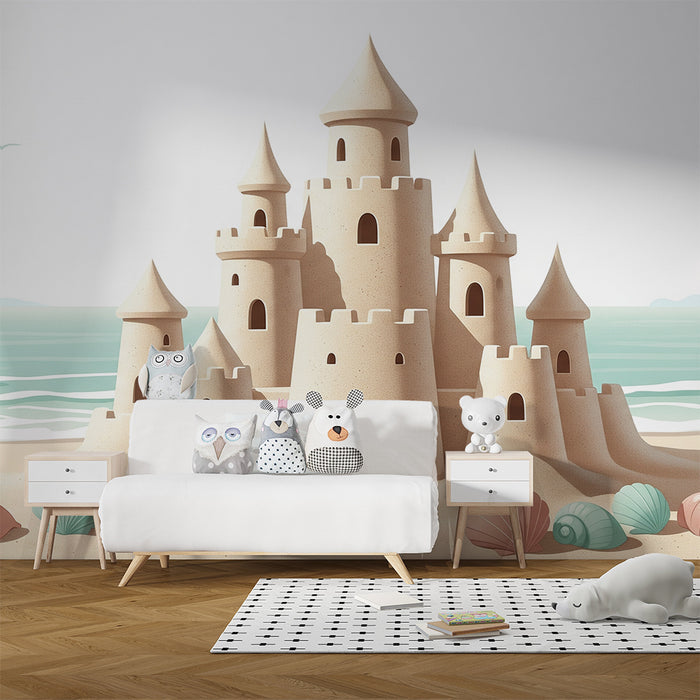Carta da parati bambini | Castello di sabbia e conchiglie sulla spiaggia