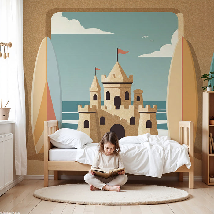 Papier peint chambre enfant | Château de sable et planches de surf sur la plage