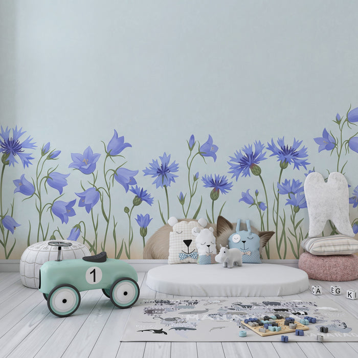 Papel pintado infantil | Gatito dormido entre las flores azules