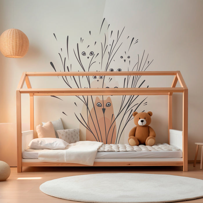 Papier peint chambre enfant | Chats et oiseaux espiègles dans les brins d'herbe