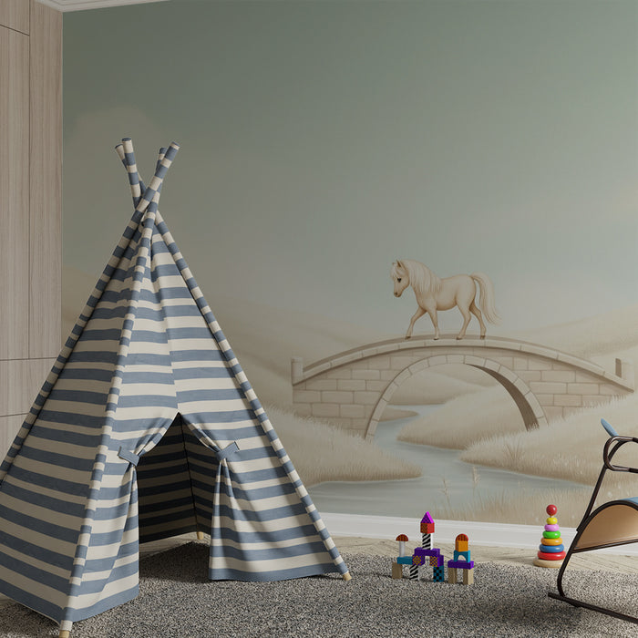 Papier peint chambre enfant | Cheval mignon sur un pont dans un paysage paisible