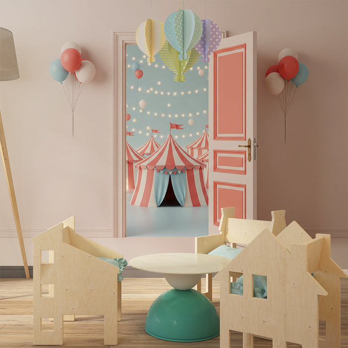 Papier peint chambre enfant | Cirque coloré avec tentes et ballons festifs