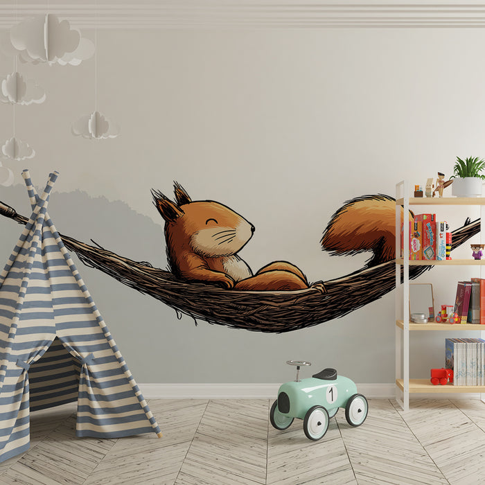 Papier peint chambre enfant | Ecureuil paisible dans un hamac suspendu entre les arbres