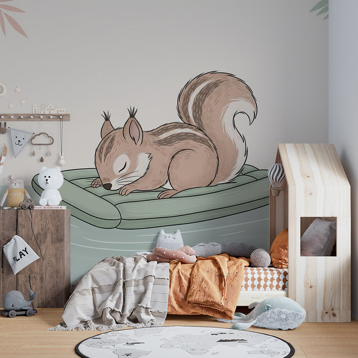 Papel de parede criança | Esquilo descansando em um colchão flutuante