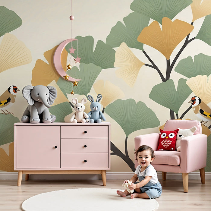 Papel pintado infantil | Hojas de ginkgo y pájaros coloridos sobre fondo suave