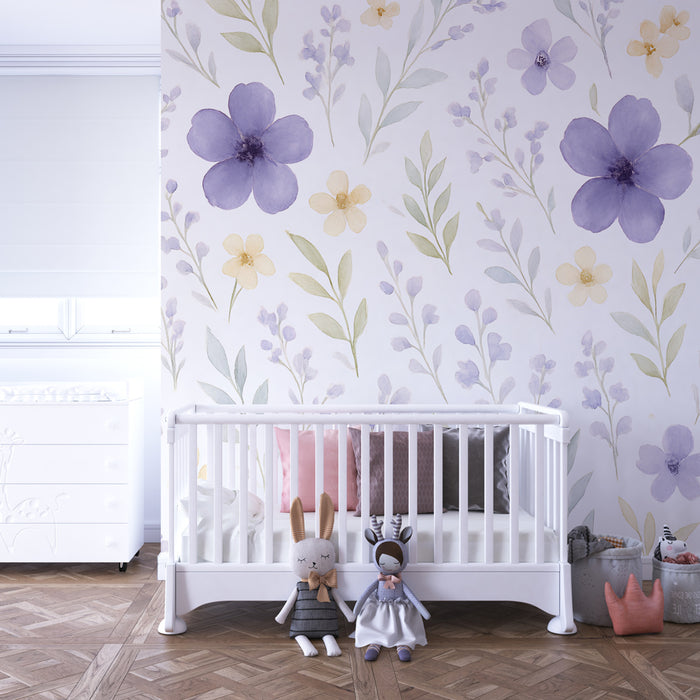 Papier peint chambre enfant | Fleurs délicates violettes et feuillage doux