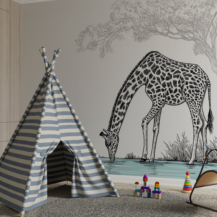Tapet barnerom | Elegant giraff ved vannkanten i en naturlig setting