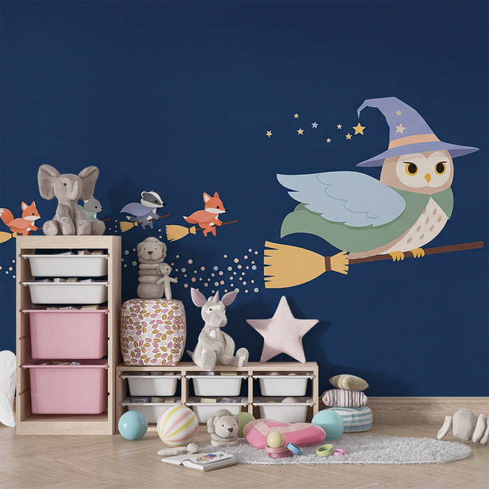 Papel pintado infantil | Búho mago y sus amigos animales paseando mágicamente