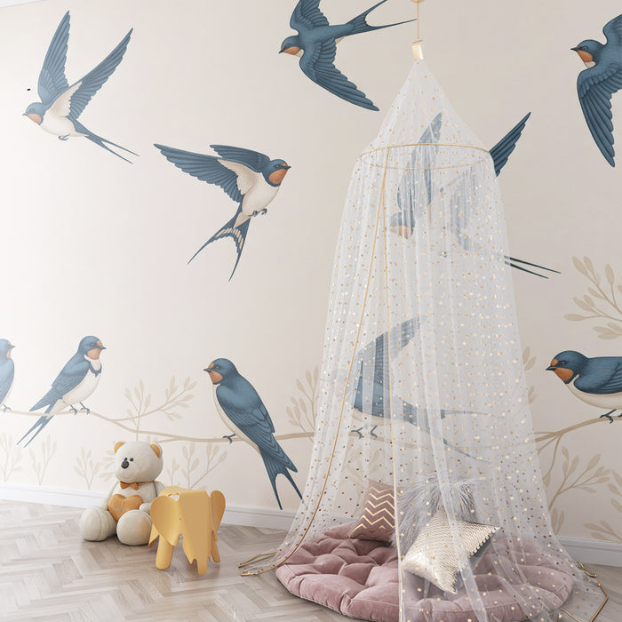 Papel de parede para quarto infantil | Andorinhas a voar sobre fundo suave