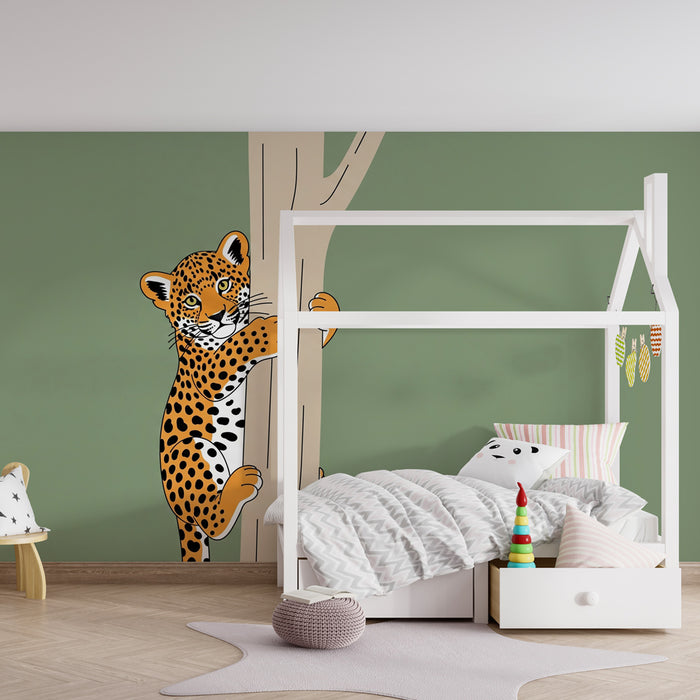 Papier peint chambre enfant | Léopard espiègle dans son arbre