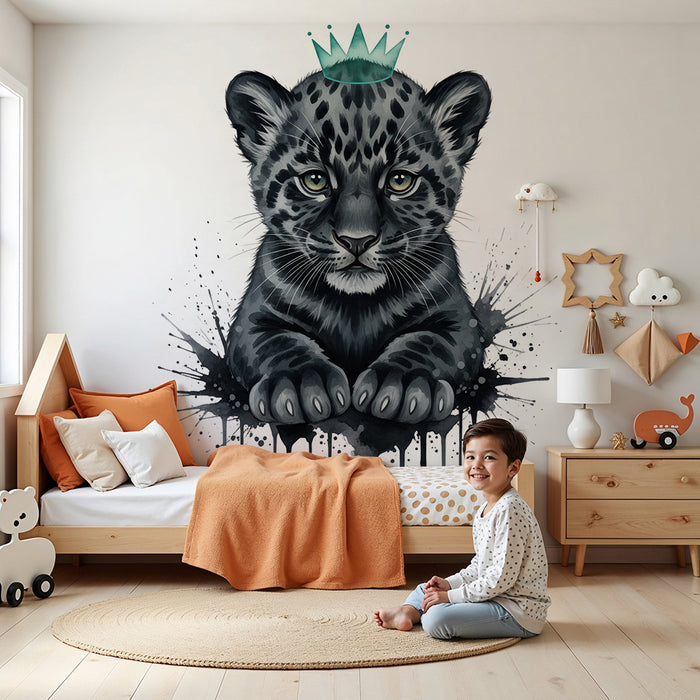 Papel pintado infantil | Leopardo con corona y salpicaduras artísticas