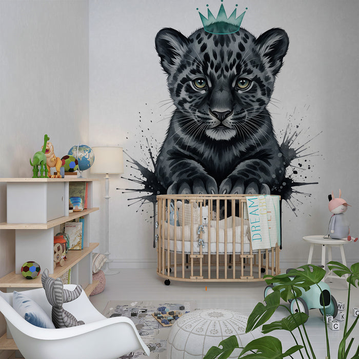 Papel pintado infantil | Leopardo con corona y salpicaduras artísticas