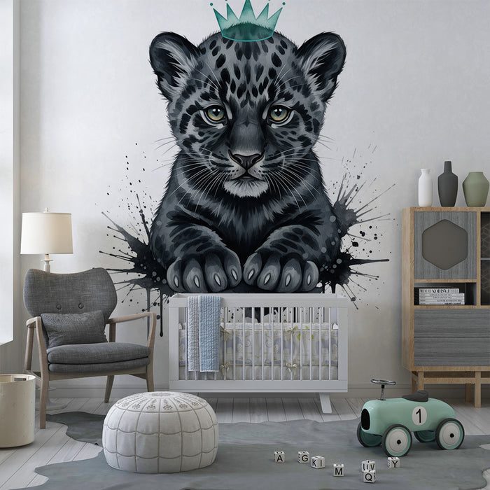 Papel pintado infantil | Leopardo con corona y salpicaduras artísticas