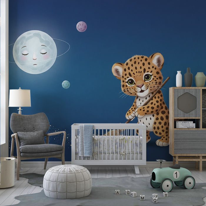 Papel de parede criança | Leopardo fofo no espaço com a lua e planetas coloridos