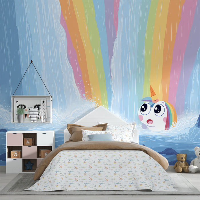 Kinderzimmer Tapete | Fröhliches Einhorn unter einem Regenbogen-Wasserfall