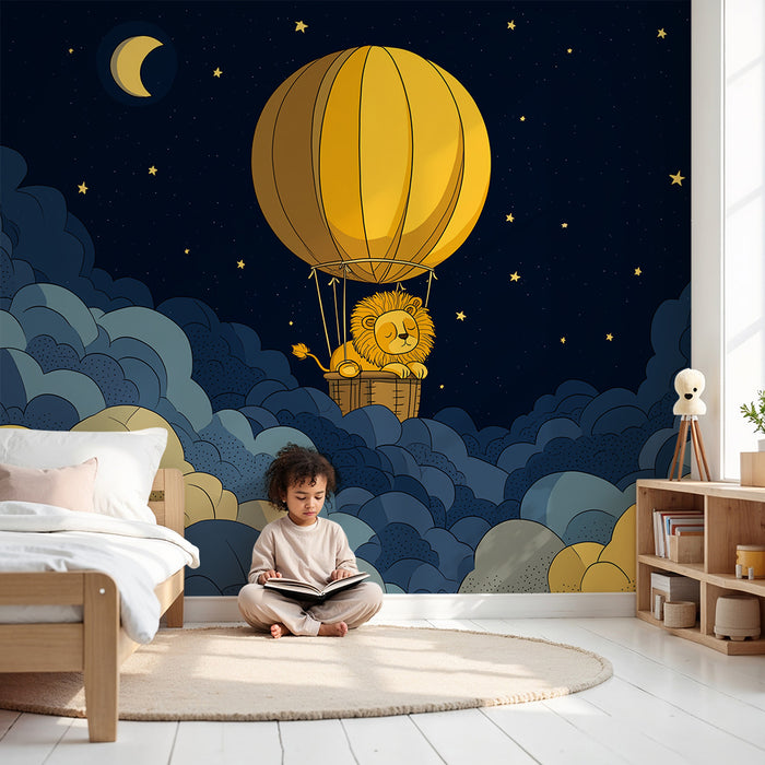 Papier peint chambre enfant | Lion rêveur dans un ballon au milieu des nuages étoilés