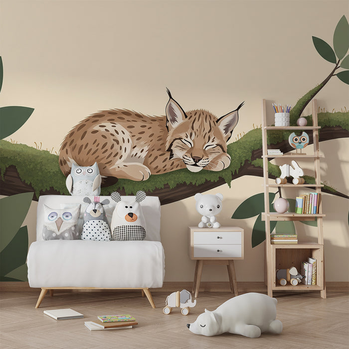 Papel pintado infantil | Lince dormido en una rama con follaje verde