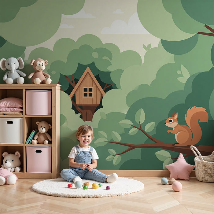 Kinderzimmer Tapete | Baumhaus und Eichhörnchen in grüner Waldlandschaft