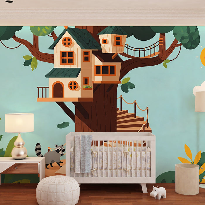 Papel pintado infantil | Casa en el árbol con un mapache y un sol sonriente