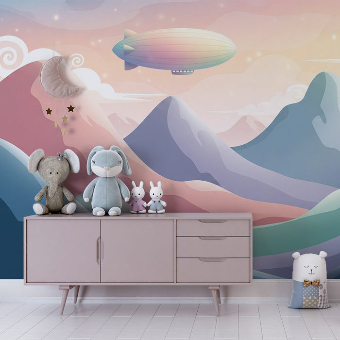 Papel de parede criança | Montanhas pastel com dirigível em um céu sonhador