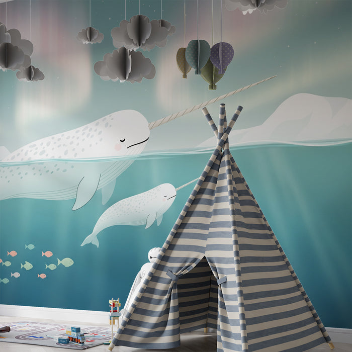 Papier peint chambre enfant | Narvals sous les aurores boréales dans un océan paisible