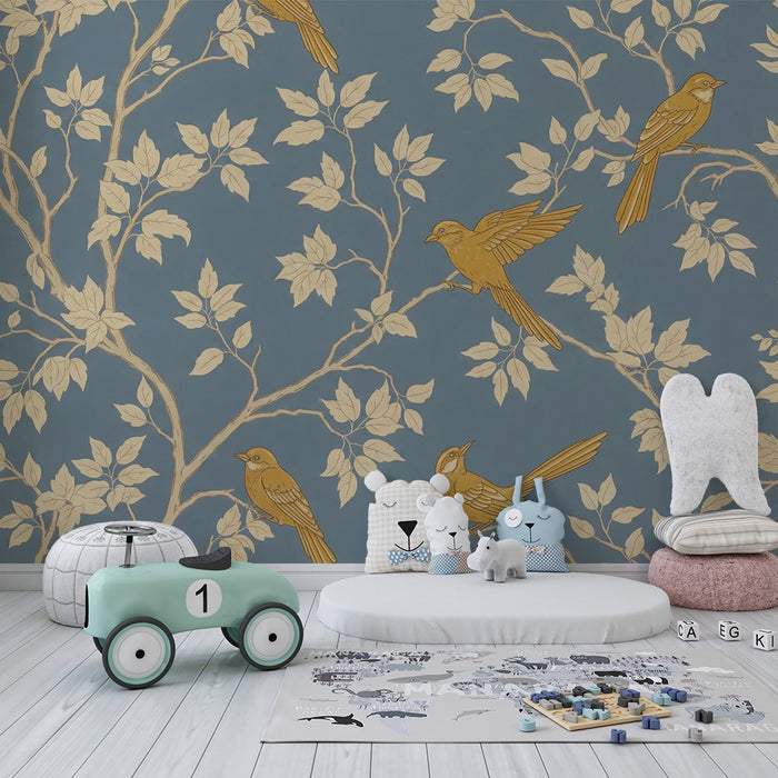Papier peint chambre enfant | Oiseaux dorés perchés sur des branches feuillues