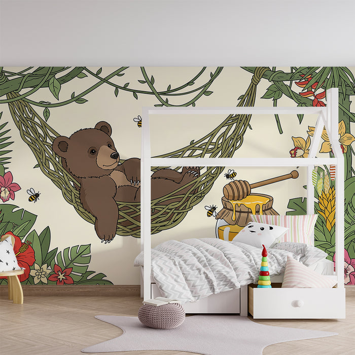 Papel de parede para quarto de criança | Urso fofinho num baloiço rodeado de flores tropicais
