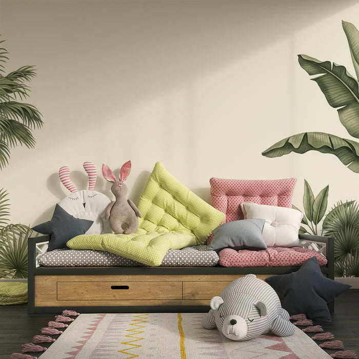 Papel pintado infantil | Palmeras y follaje tropical sobre fondo suave