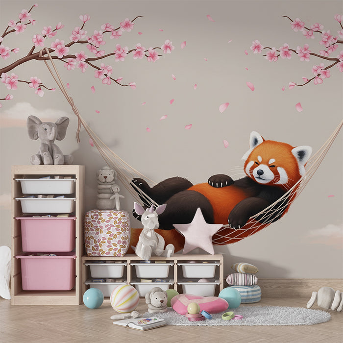 Barntapet | Avslappnad röd panda under blommande körsbärsträd