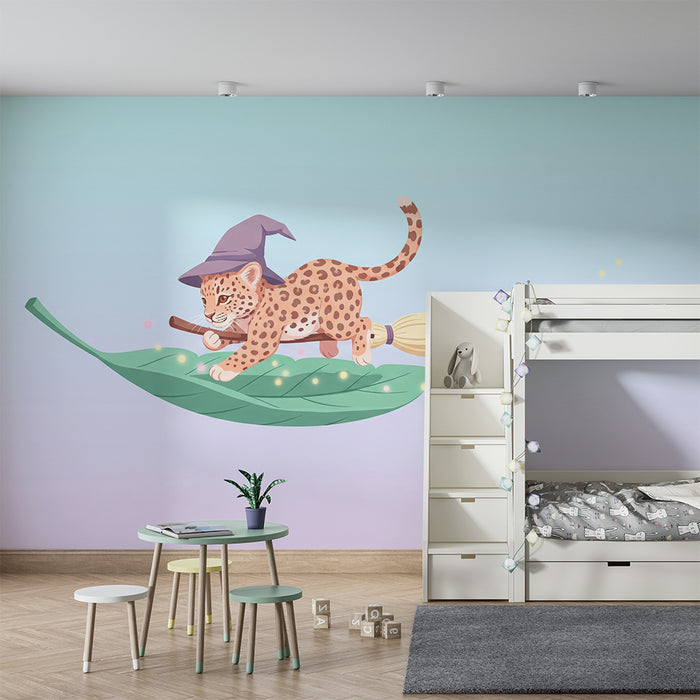 Kinderzimmer Tapete | Kleiner Zauberleopard auf einem magischen Blatt