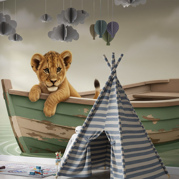 Kinderkamer behang | Kleine leeuw op een boot