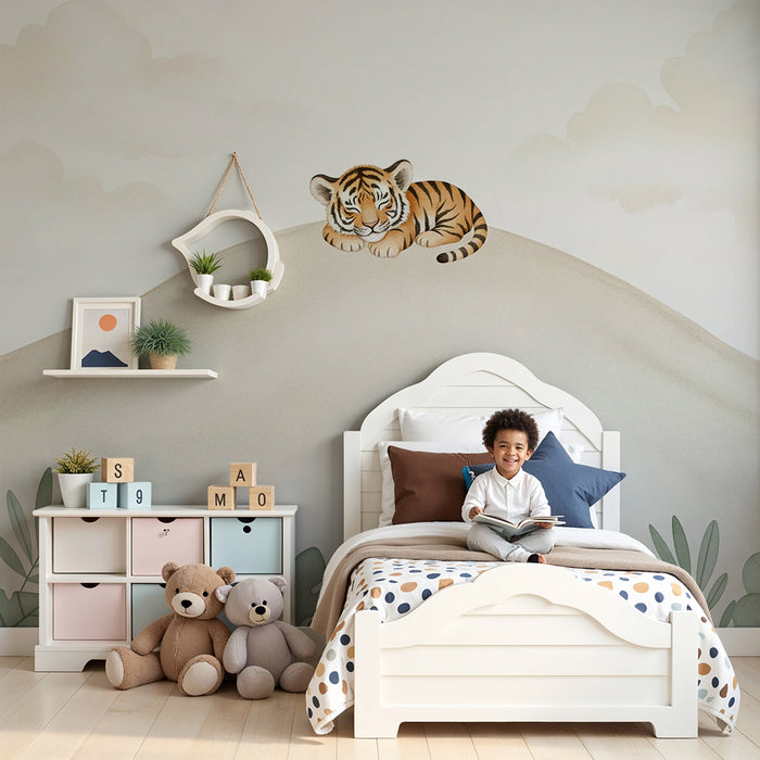 Barntapet | Liten tiger på en kulle