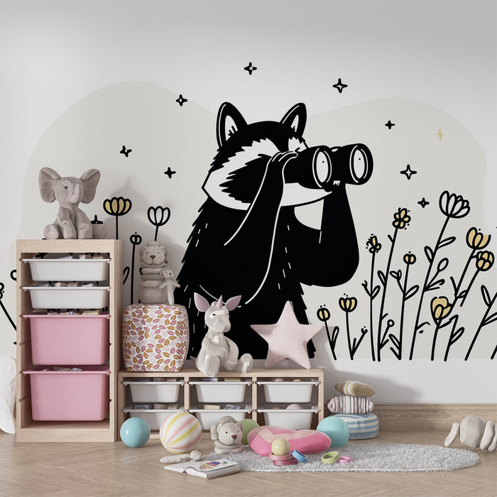 Kinderzimmer Tapete | Neugieriger Waschbär mit Fernglas inmitten von Blumen