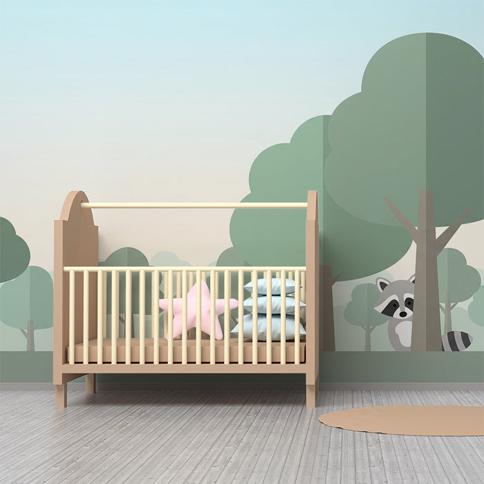 Kinderzimmer Tapete | Neugieriger Waschbär in einem beruhigenden Wald
