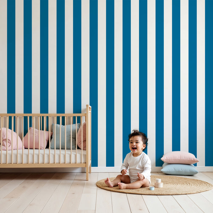 Papier peint chambre enfant | Rayures bleu marine élégantes