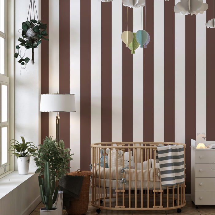 Papier peint chambre enfant | Rayures marron élégantes