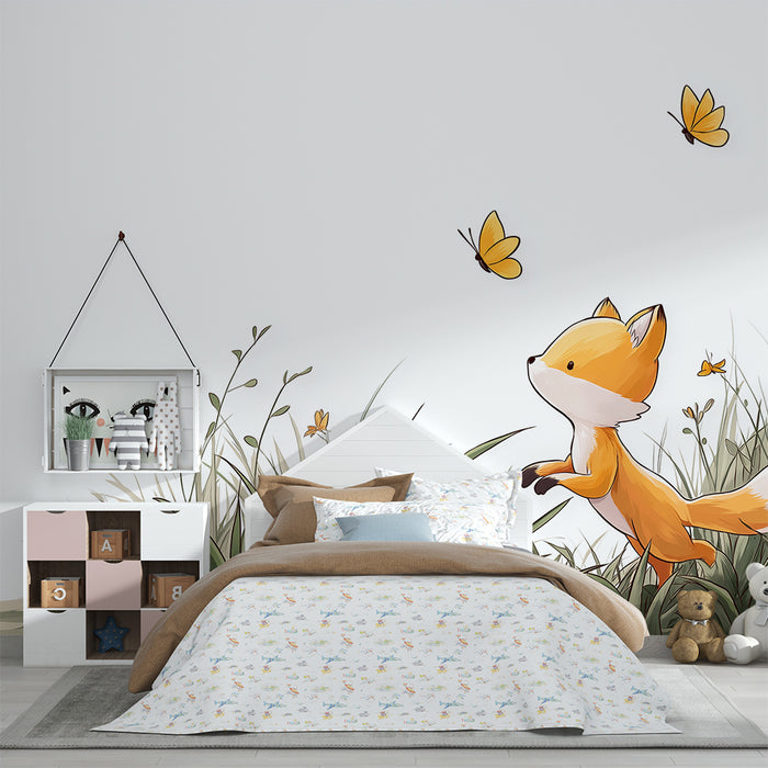 Kinderzimmer Tapete | Schelmischer Fuchs in einem Feld von Blumen und Schmetterlingen
