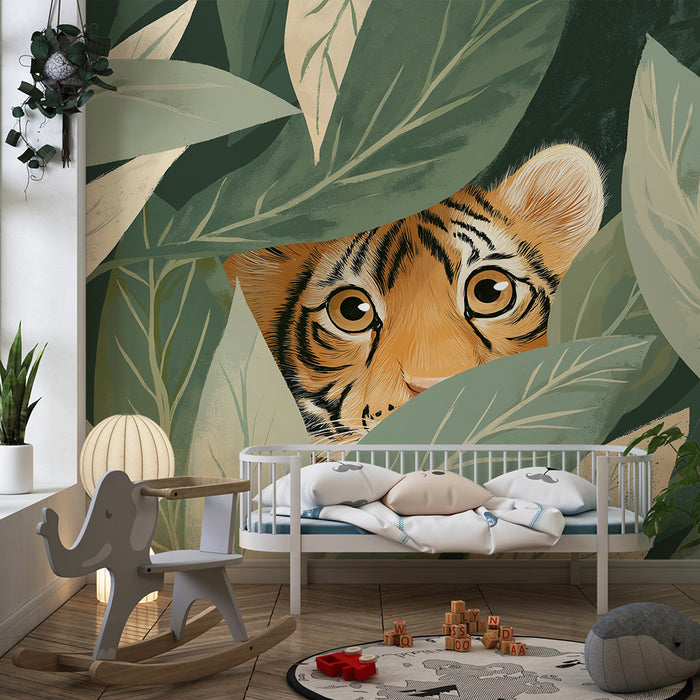 Barnrumspapper | Busig tiger gömmer sig bland frodiga blad