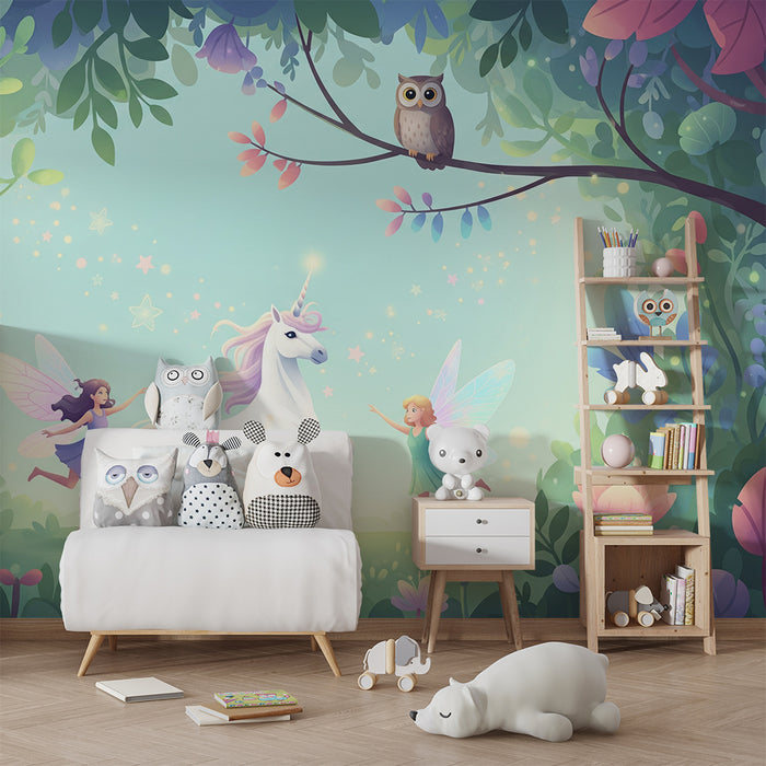 Carta da parati bambini | Universo incantato con un magico unicorno e fate in una foresta