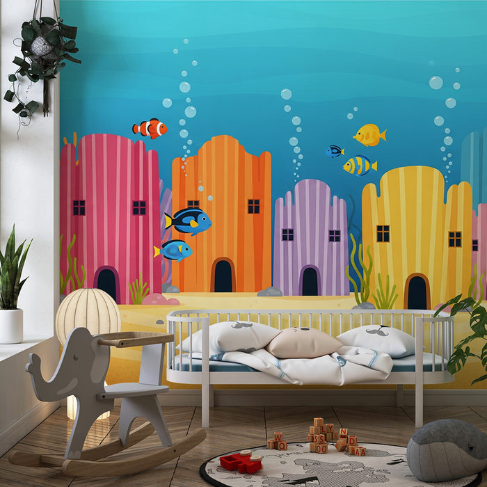 Papel de parede para quarto de criança | Universo subaquático colorido com casas-concha e peixes tropicais