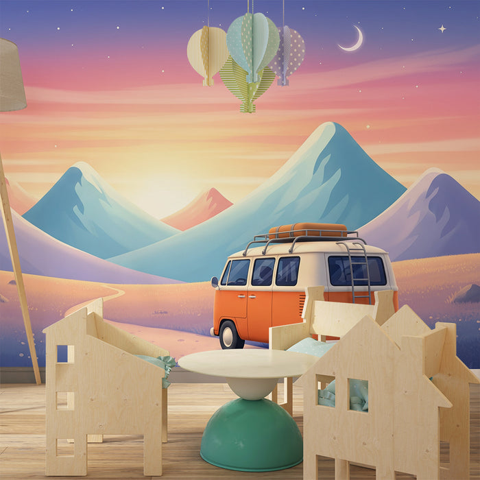 **Barneveggtapet | Retro-campingbil og fjellandskap ved solnedgang**